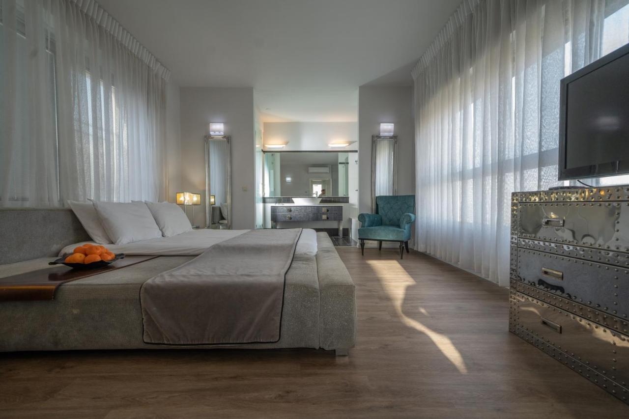 Villa Modern Villa-ella Sun